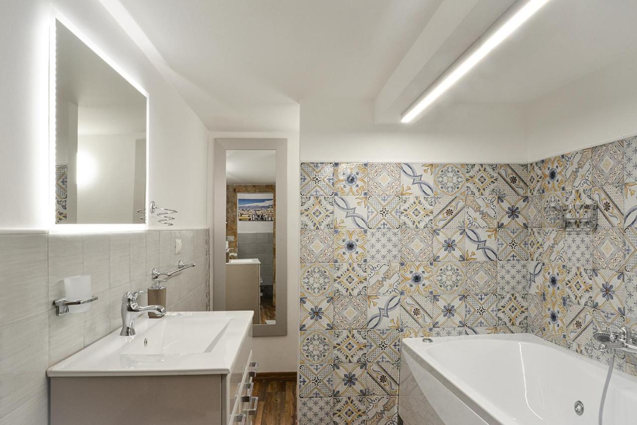 Filomena Suite Luxury Apartment Catane Extérieur photo